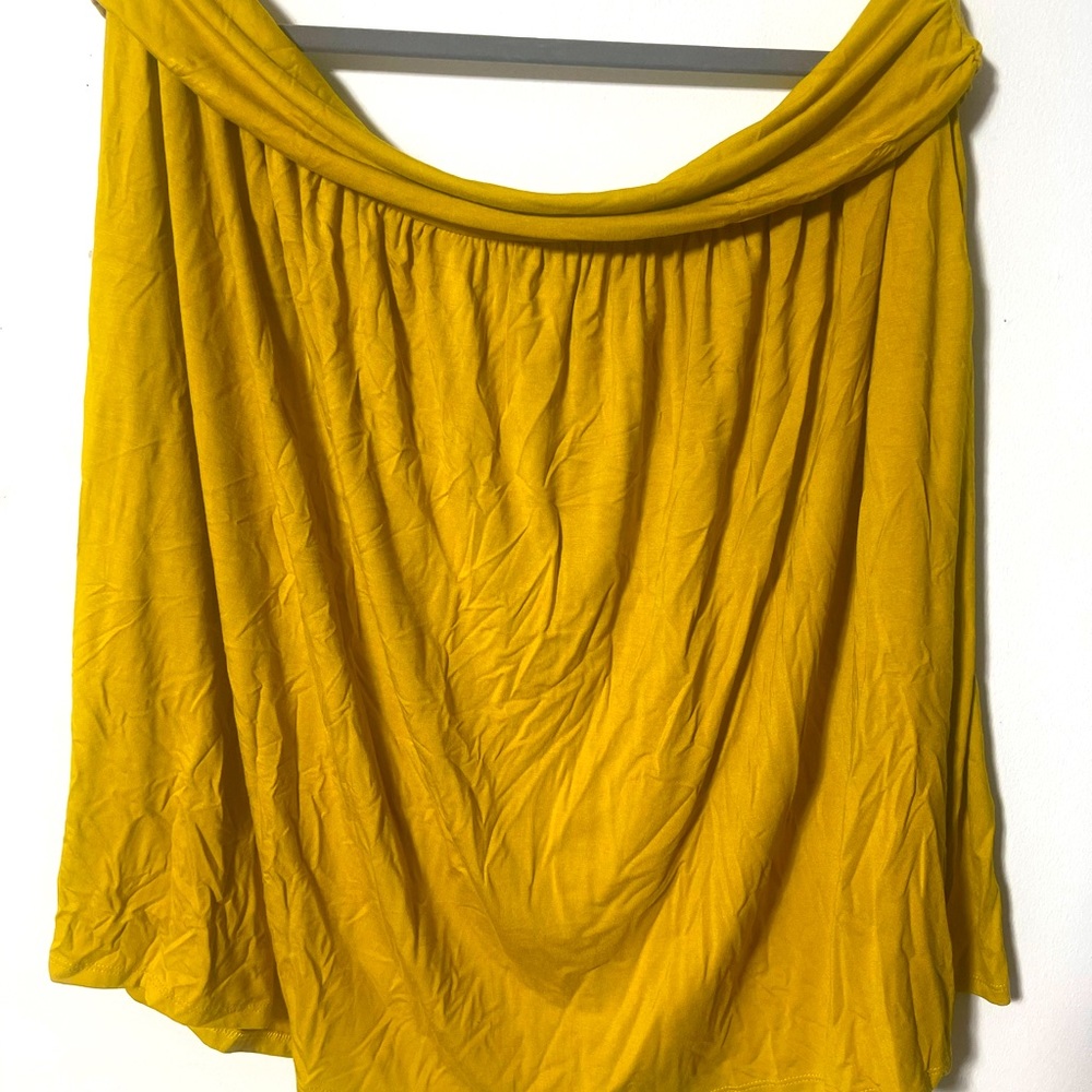 Yellow skirt ☀️💛